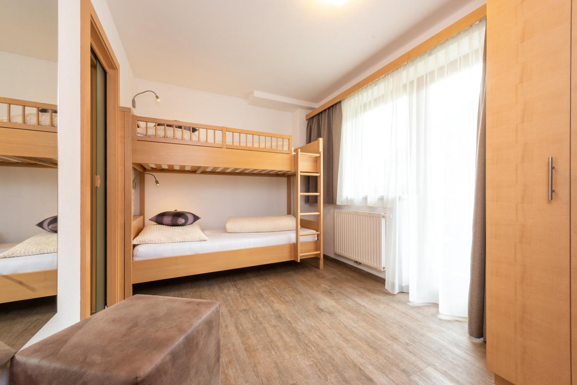 Alpenresort Thanner Mayrhofen Room photo