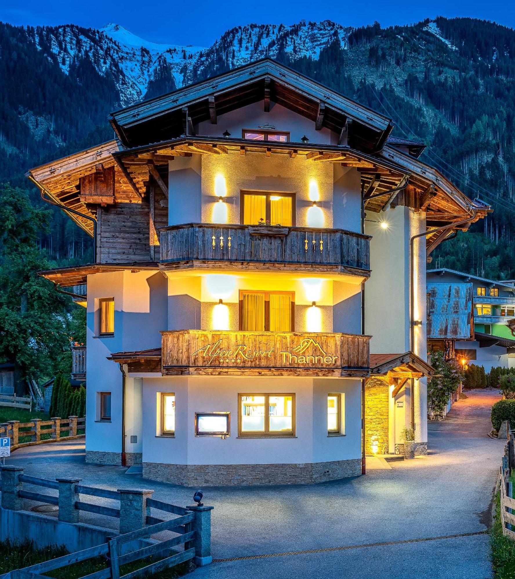 Alpenresort Thanner Mayrhofen Exterior photo