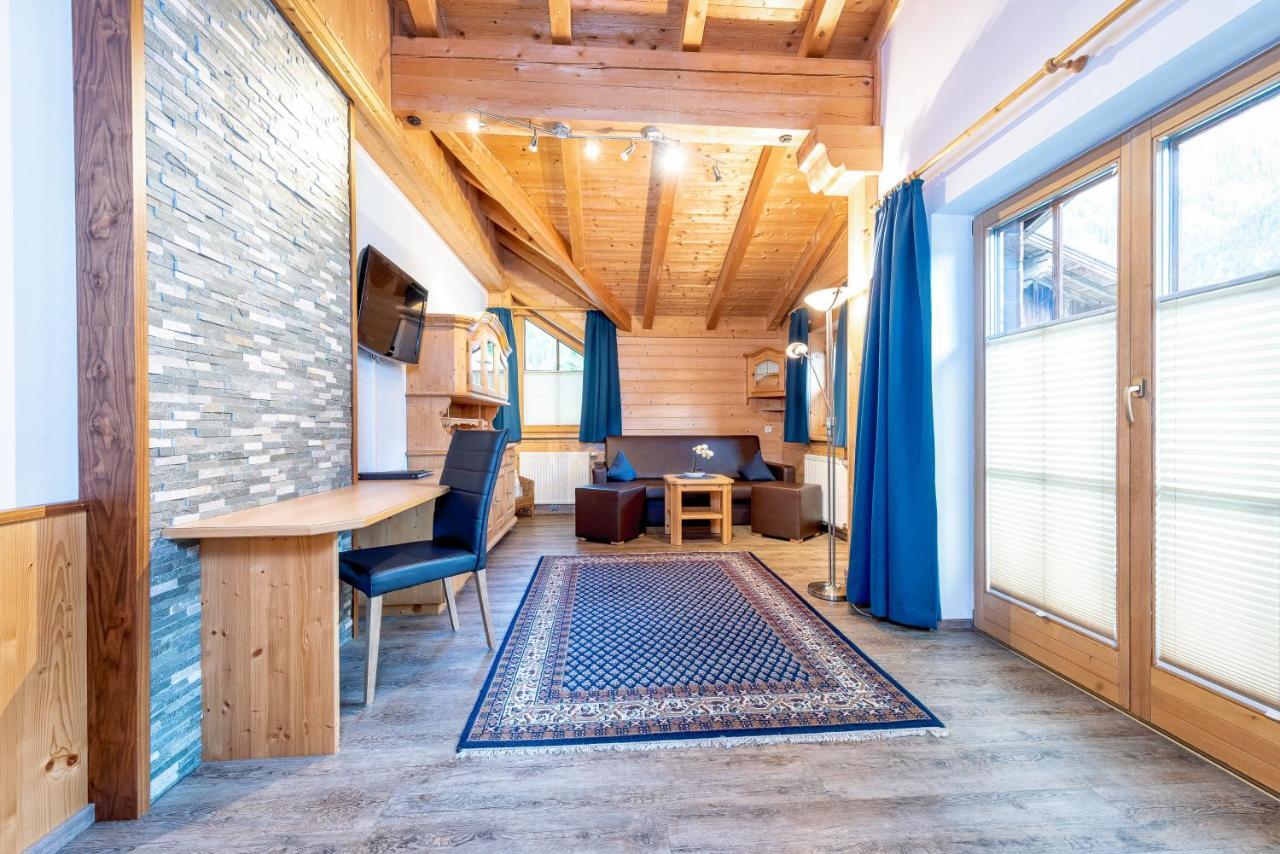 Alpenresort Thanner Mayrhofen Exterior photo
