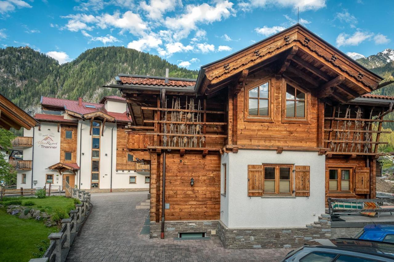 Alpenresort Thanner Mayrhofen Exterior photo