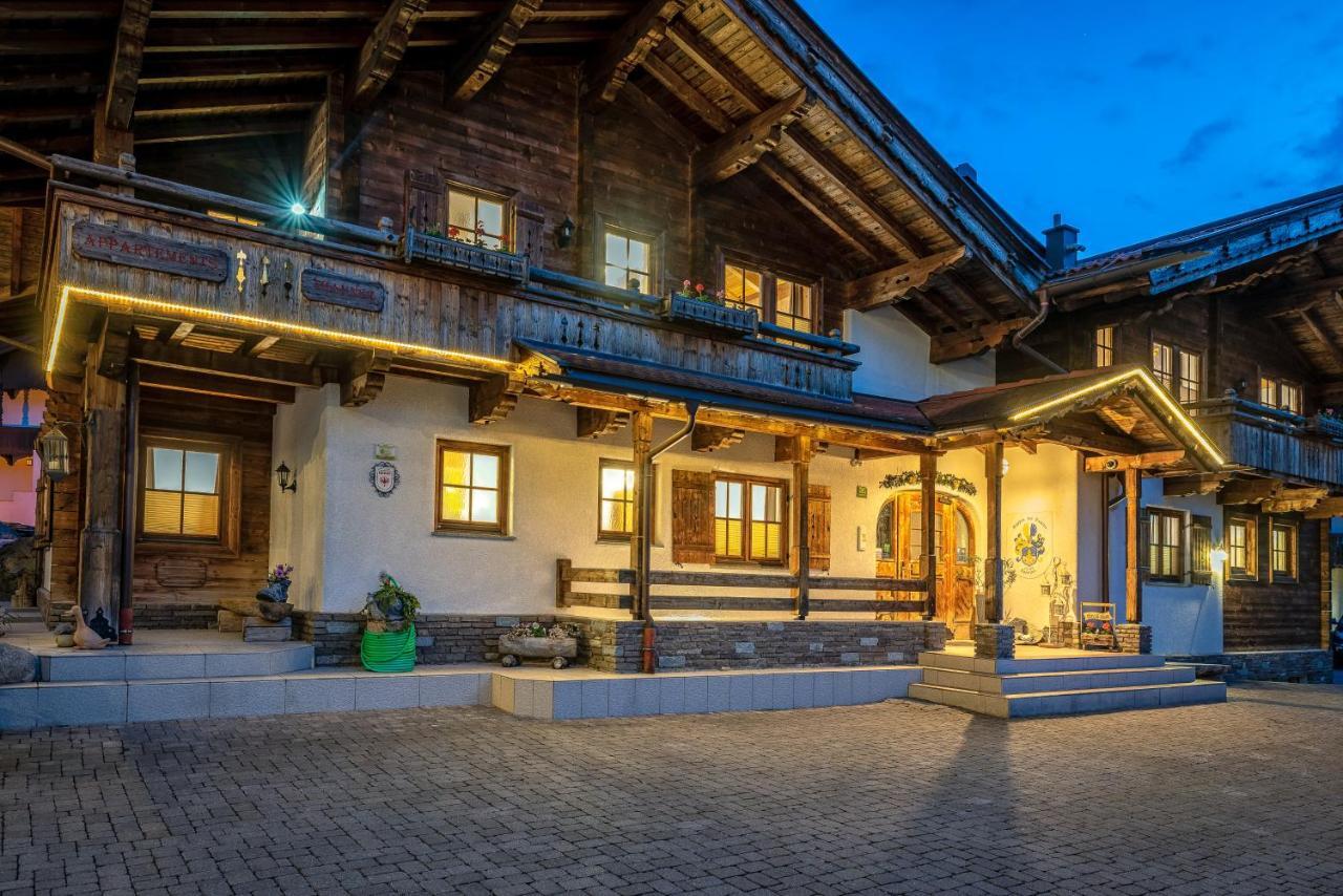 Alpenresort Thanner Mayrhofen Exterior photo